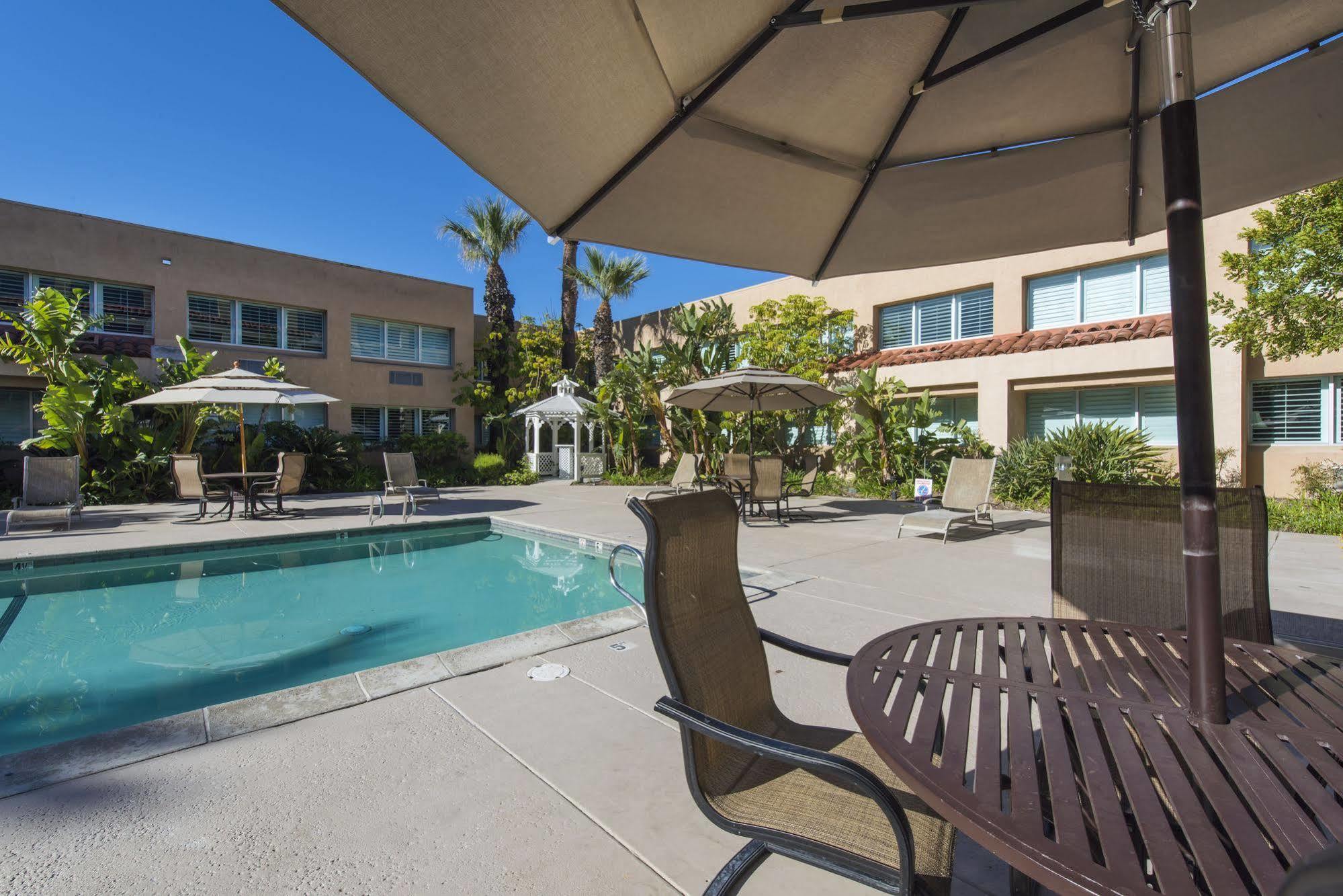 Grand Vista Hotel Simi Valley Dış mekan fotoğraf